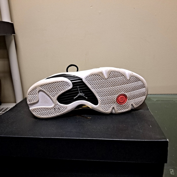 Jordan 14s - Picture 3 of 6